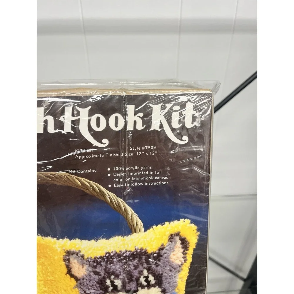 Vintage 1982 Kitten Latch Hook Kit Sew Simple 12 x 12 in New In Box Unopened